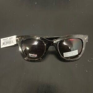 Cookie Lee sunglasses new